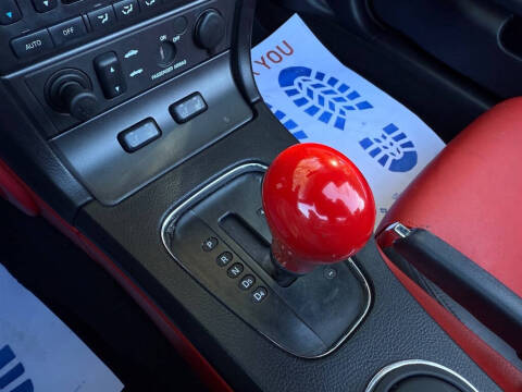 2004 Ford Thunderbird Deluxe