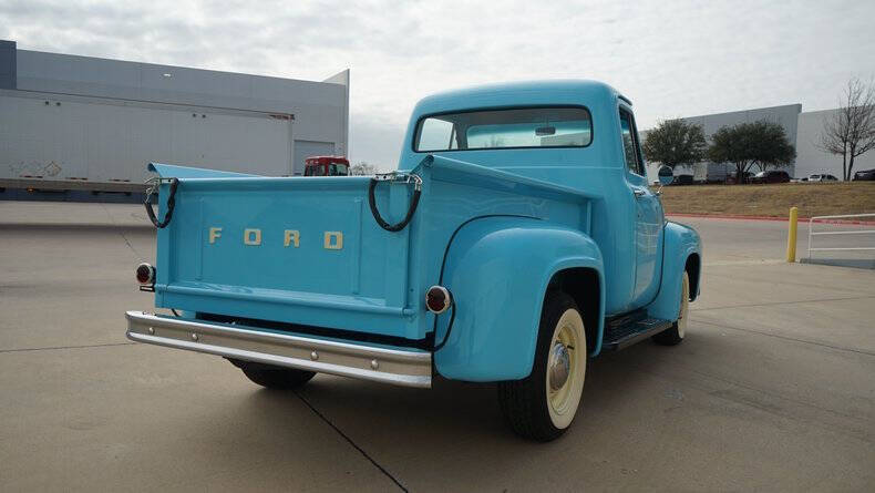 1953 Ford F-100