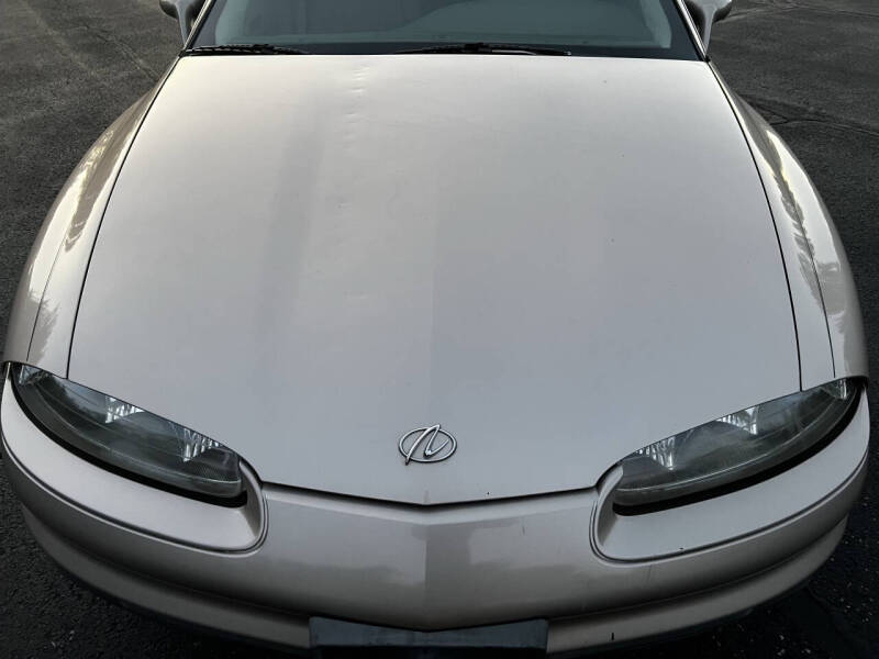 1999 Oldsmobile Aurora
