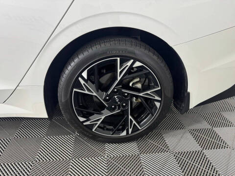 2025 Kia K5