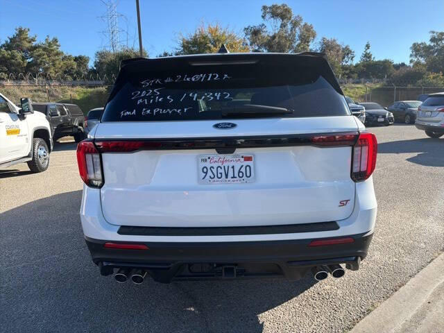 2025 Ford Explorer ST