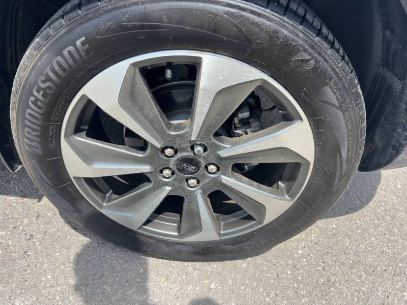 2024 Ford Escape Platinum