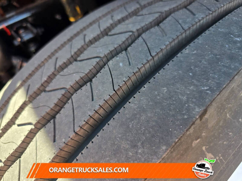 2019 International DuraStar 4300