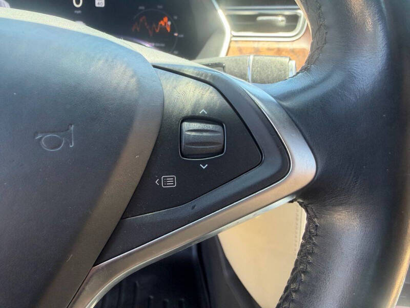 2016 Tesla Model S