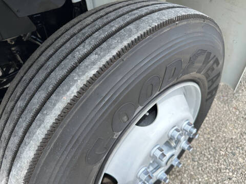 2018 International DuraStar 4300