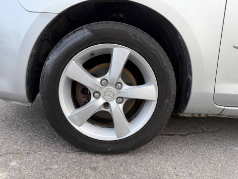 2005 Mazda MAZDA3 i