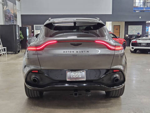 2022 Aston Martin DBX