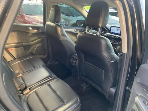 2020 Ford Escape SEL