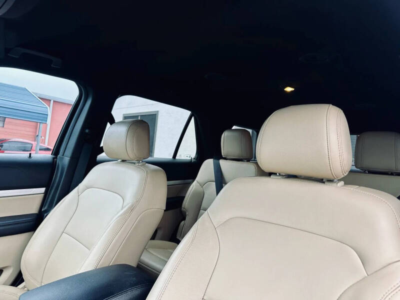2017 Ford Explorer XLT