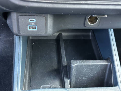 2022 Ford Maverick XL