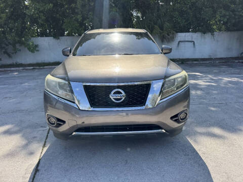 2014 Nissan Pathfinder S