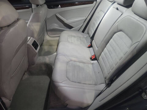 2013 Volkswagen Passat TDI SEL Premium