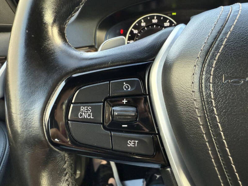 2017 BMW 5 Series 530i