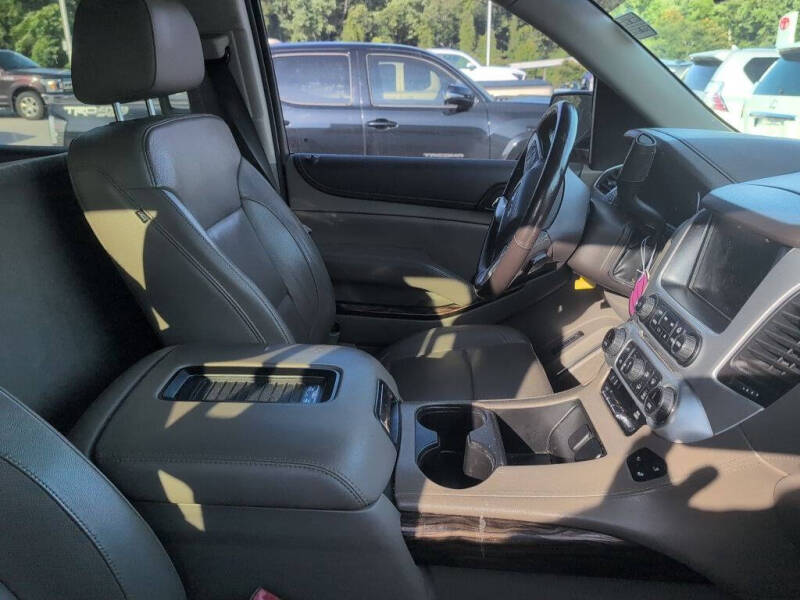 2017 GMC Yukon XL SLT