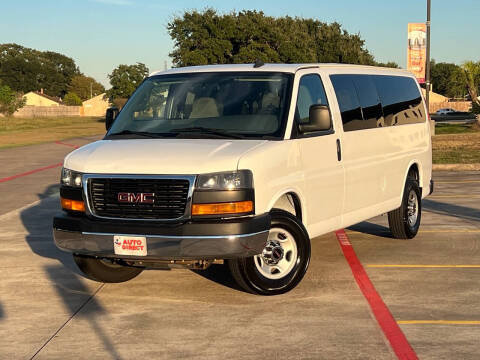 2018 GMC Savana for sale at AUTO DIRECT Bellaire in Houston TX