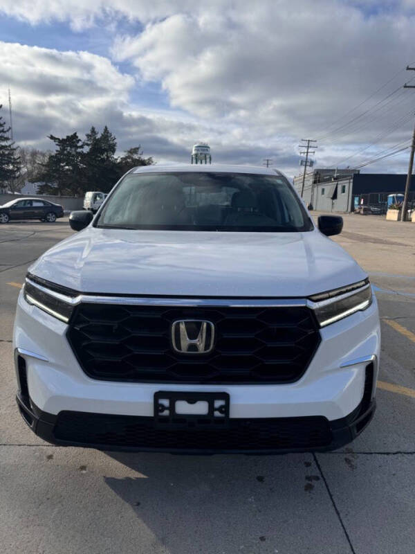 2023 Honda Pilot for sale at Spectrum Autoworks Inc in Oak Park MI