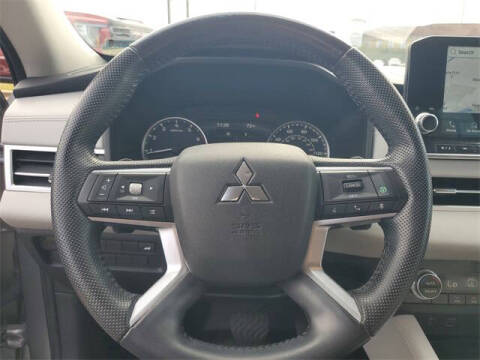 2022 Mitsubishi Outlander SEL