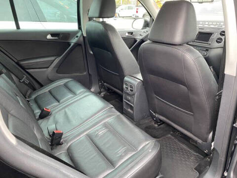 2017 Volkswagen Tiguan 2.0T Sport