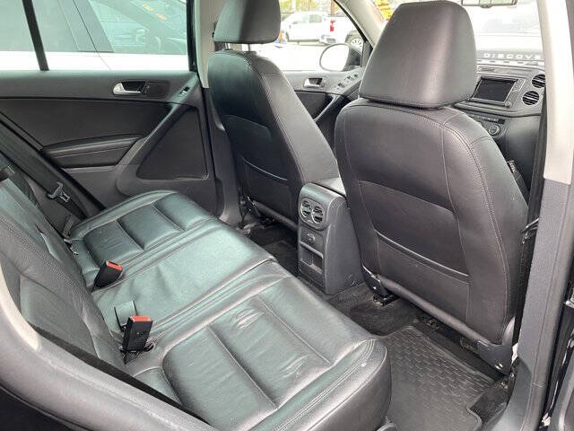 2017 Volkswagen Tiguan 2.0T Sport