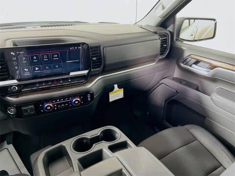 2026 GMC Sierra 1500 Elevation Standard