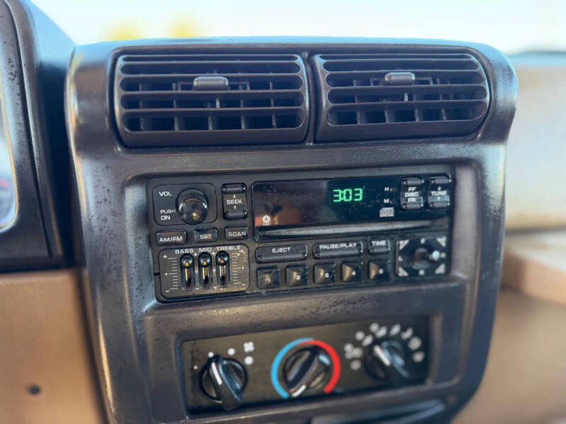 2000 Jeep Wrangler Sahara