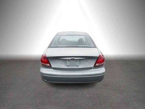 2006 Ford Taurus SE