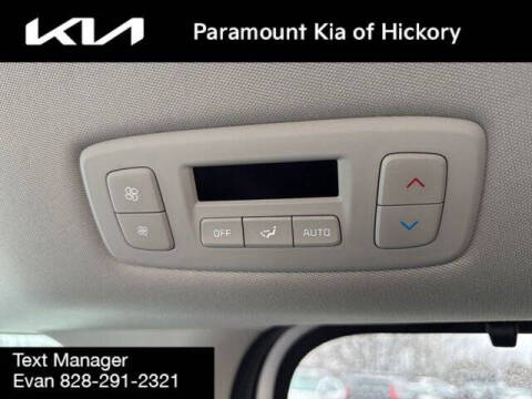 2024 Kia Carnival EX