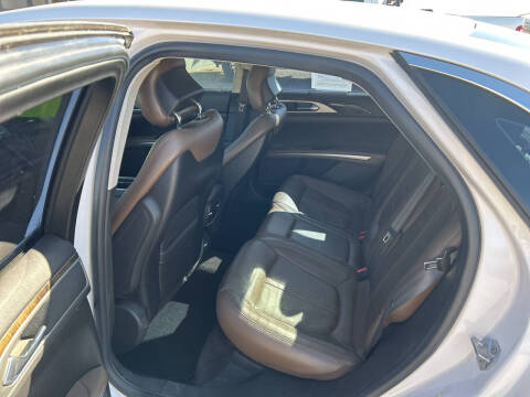 2014 Lincoln MKZ