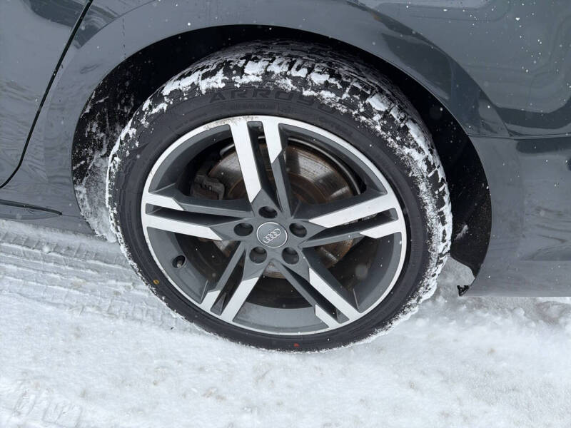 2017 Audi A4 2.0T quattro Premium Plus