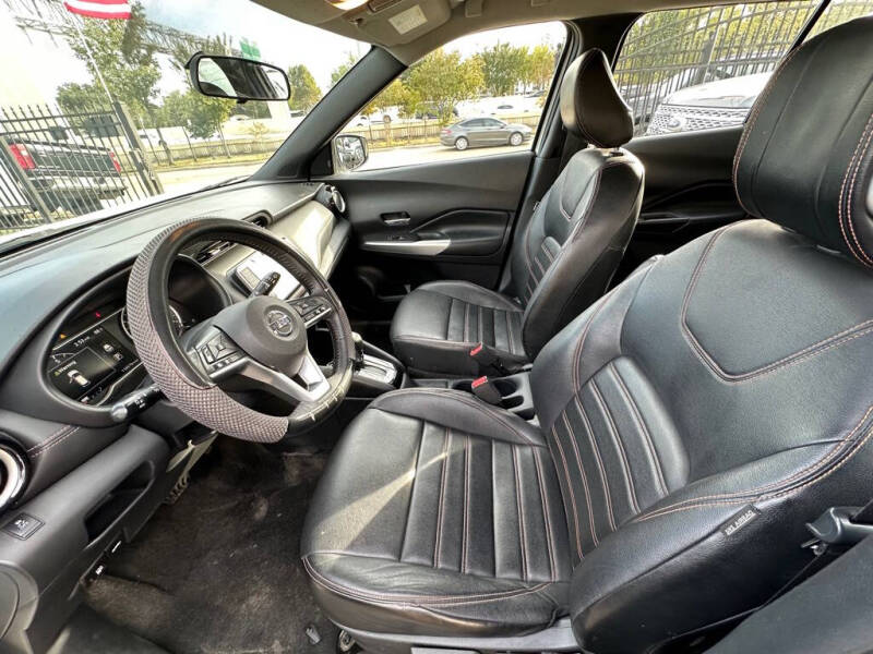 2018 Nissan Kicks SR