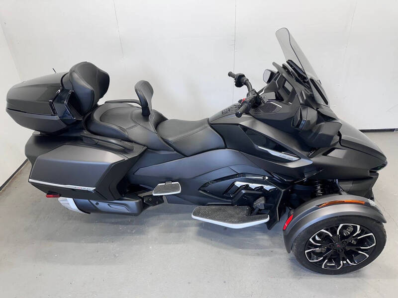 2023 Can-Am Spyder RT Limited