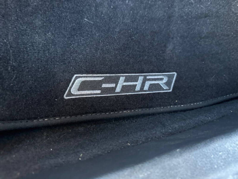 2020 Toyota C-HR LE