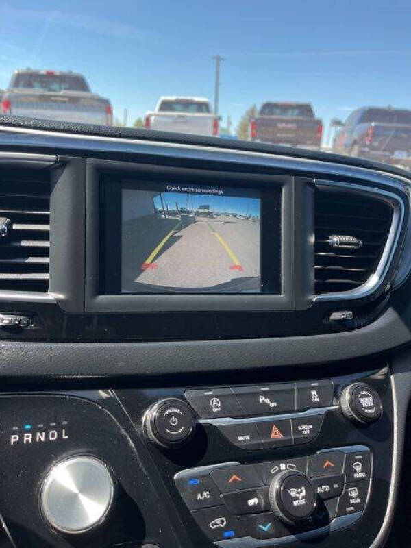 2020 Chrysler Pacifica Touring L