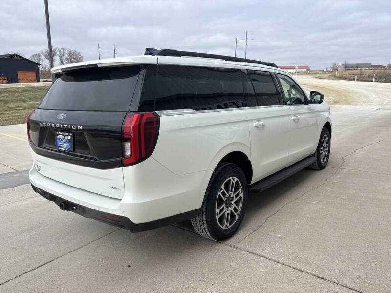 2026 Ford Expedition MAX Active