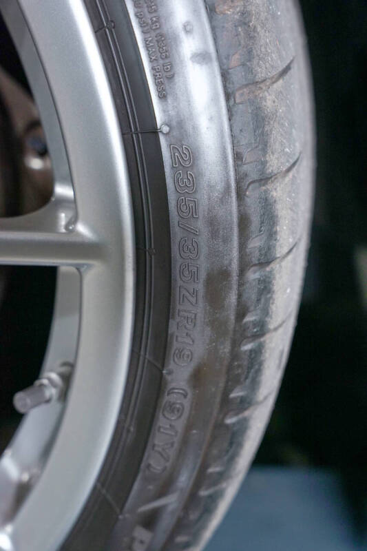 2012 Porsche Cayman R