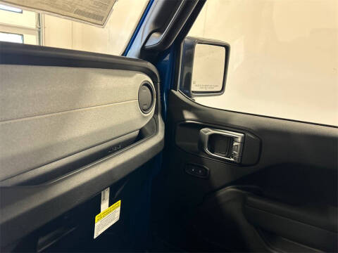 2026 Jeep Gladiator Willys