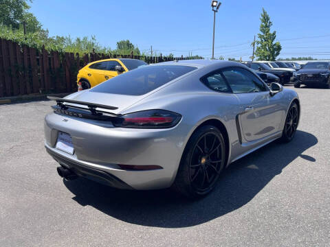 2017 Porsche 718 Cayman