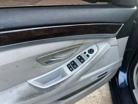 2012 BMW 5 Series 535i