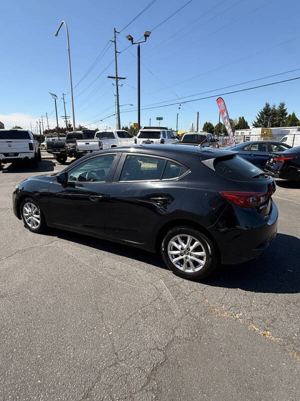 2017 Mazda MAZDA3 Sport