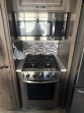 2021 Forest River Sierra