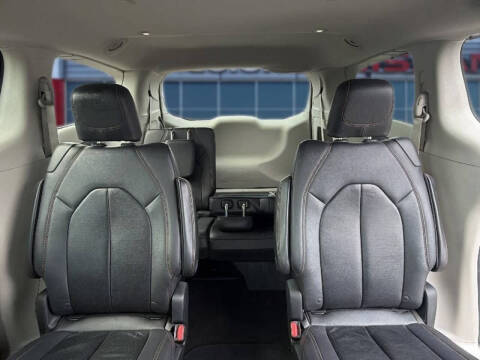 2018 Chrysler Pacifica Touring L