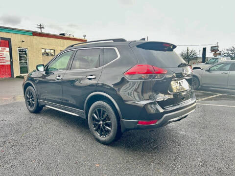 2017 Nissan Rogue SV