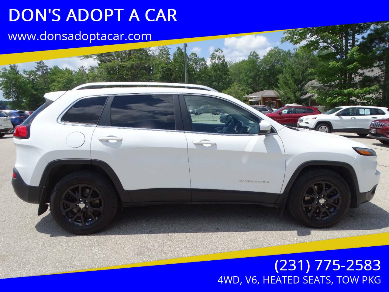 White 2016 Jeep Cherokee Latitude 4x4 Latitude 4dr SUV 1