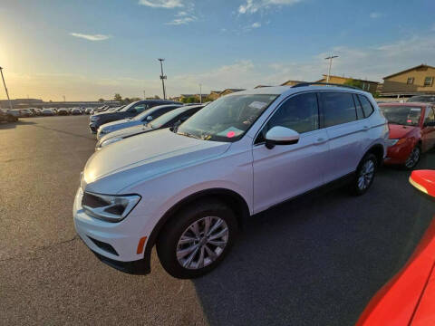 2018 Volkswagen Tiguan for sale at AUTO KINGS in Bend OR