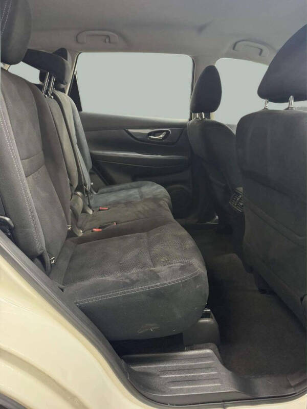 2016 Nissan Rogue S
