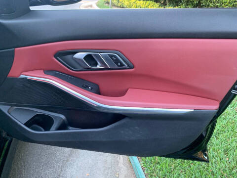 2022 BMW 3 Series 330e