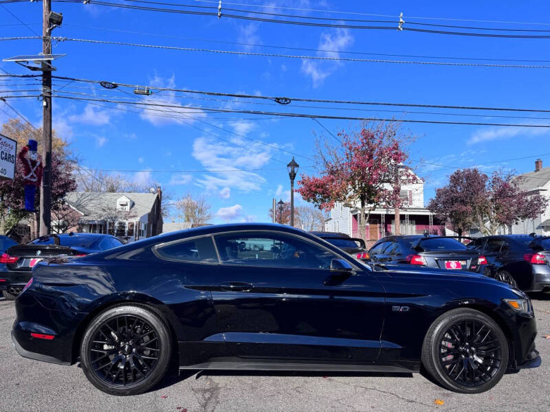 2015 Ford Mustang GT Premium photo 8