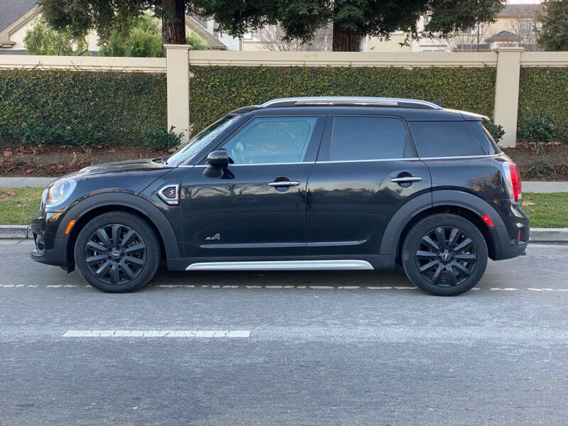 2019 MINI Countryman S photo 9