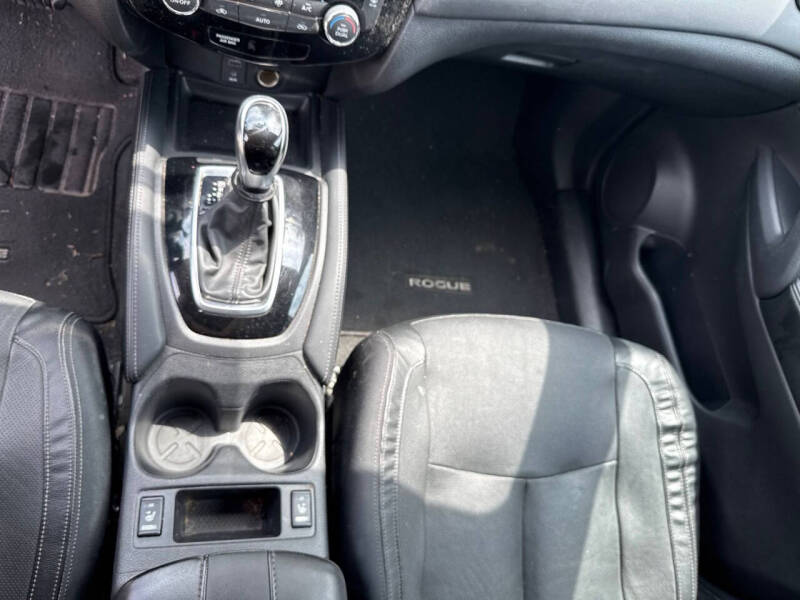 2017 Nissan Rogue