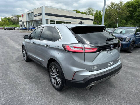 2020 Ford Edge Titanium